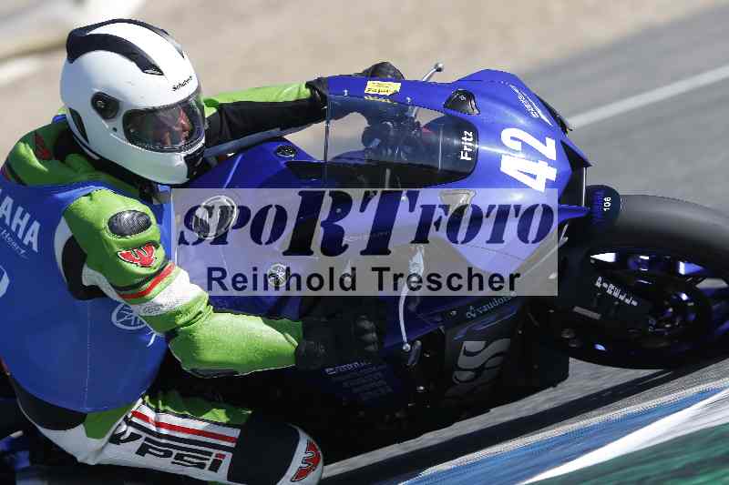 /Archiv-2024/02 29.01.-02.02.2024 Moto Center Thun Jerez/Gruppe gruen-green/42